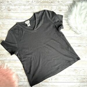 L.L. Bean Women’s Pima Cotton V-Neck Short-Sleeve Shirt size Small Black